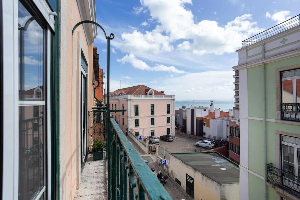 High On Lisbon Apartment Exterior photo